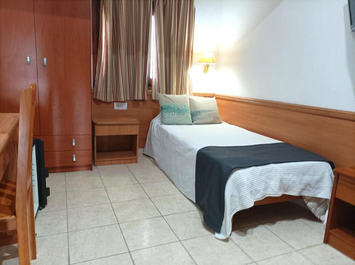 Sant Antoni de Portmany Hotel Vedra מראה חיצוני תמונה